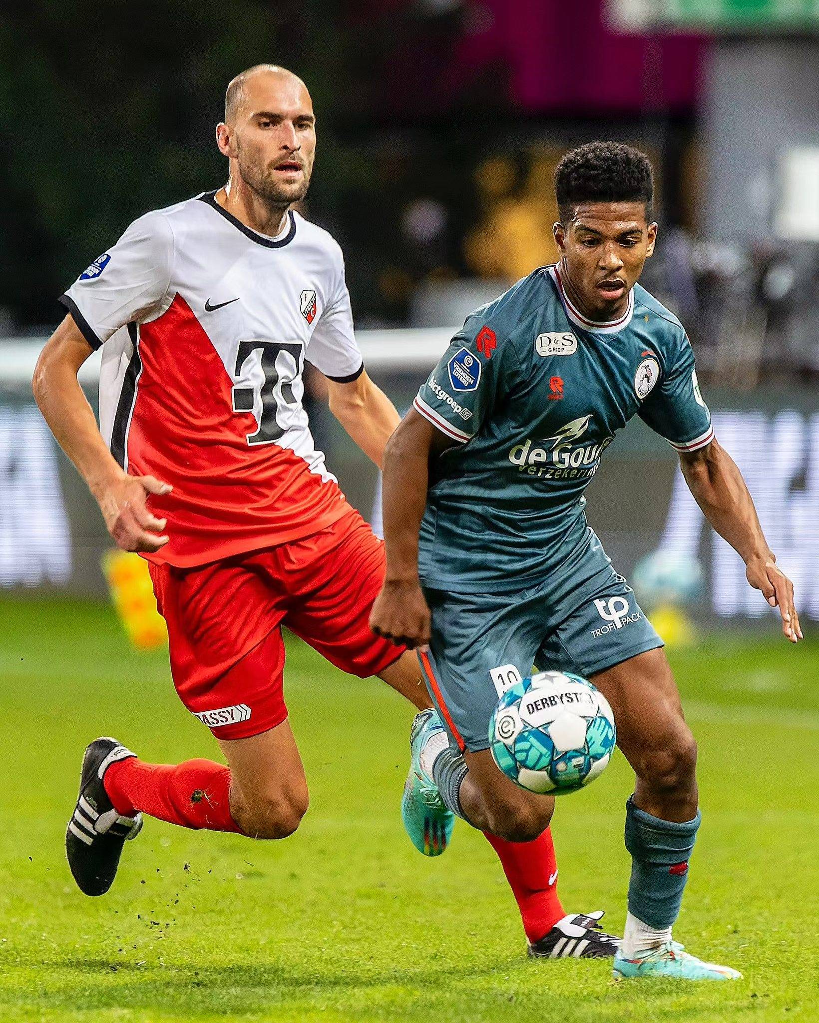 这场比赛的 这场比赛的