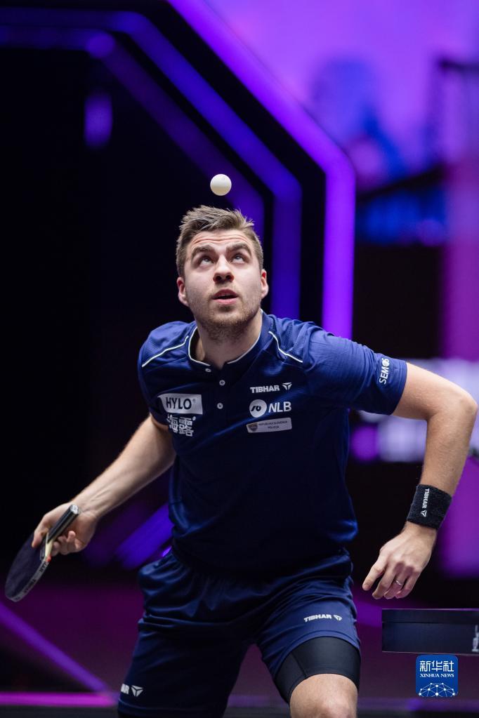 自的赛季走 自的赛季走