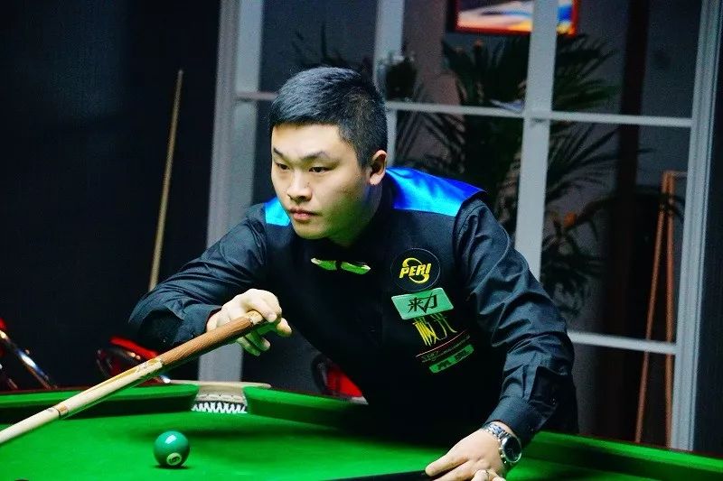 夫赛场的选 夫赛场的选