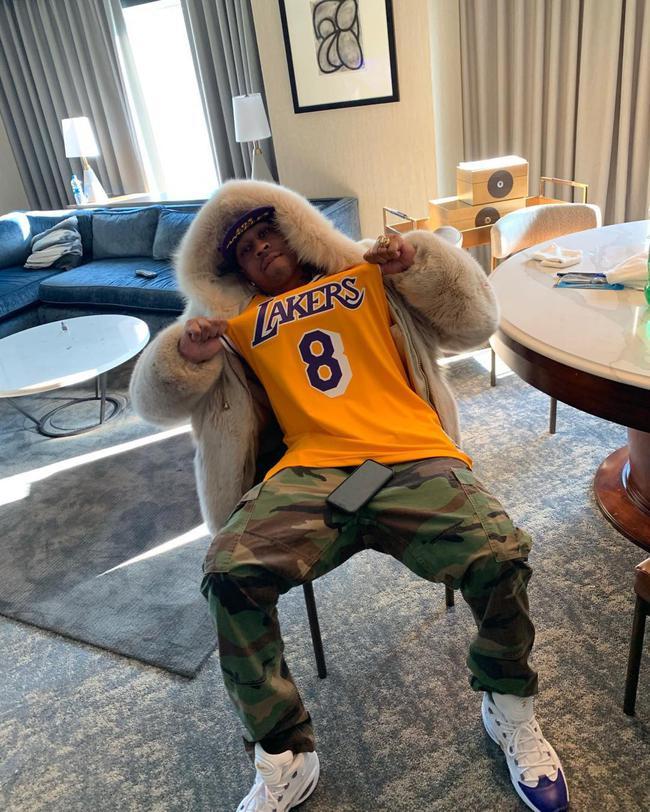 贝兹与波士 贝兹与波士